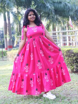 Oplus_131072 Anika, pink maxi dress with shoulder strap